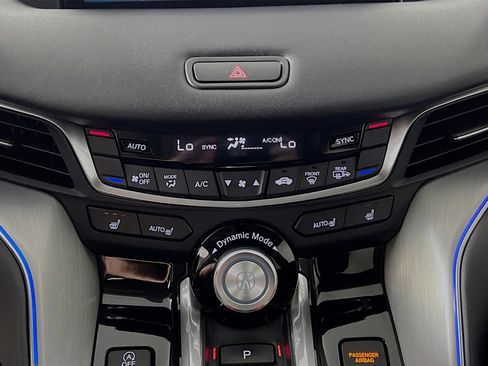 Used 2023 Acura TLX w/ Technology Package image 26