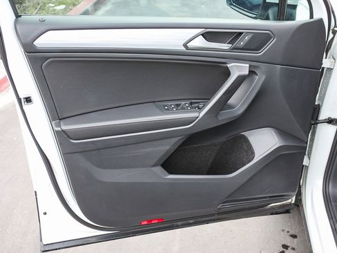 Used 2023 Volkswagen Tiguan S image 21