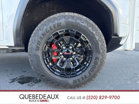 Used 2026 GMC Canyon Elevation w/ Convenience Package image 33