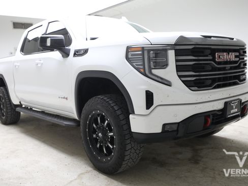 Used 2023 GMC Sierra 1500 AT4 AWD/4WD image 6