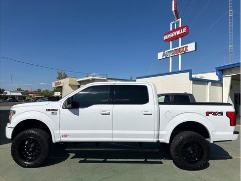 Used 2018 Ford F150 XLT w/ Equipment Group 302A Luxury AWD/4WD image 12