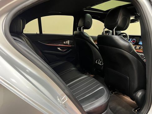 Used 2017 Mercedes-Benz E 300 image 37