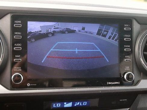 Used 2023 Toyota Tacoma TRD Off-Road w/ Technology Package image 25