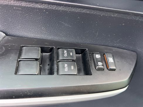 Used 2018 Toyota Tundra Limited w/ Limited Premium Package image 29