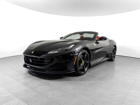 Certified 2023 Ferrari Portofino M image 9