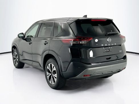 Used 2023 Nissan Rogue SV FWD image 7