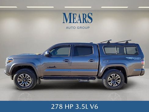 Used 2021 Toyota Tacoma TRD Sport image 3