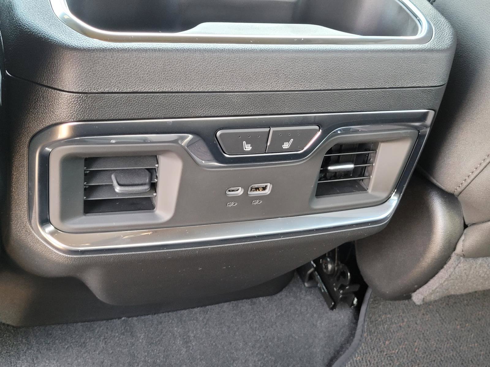 New 2026 Chevrolet Silverado 2500 High Country w/ High Country Premium Package AWD/4WD image 12