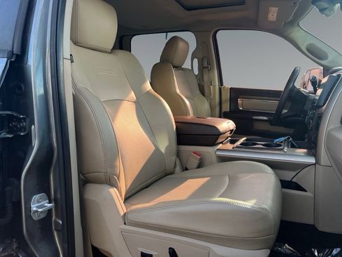 Used 2013 RAM 3500 Laramie w/ Convenience Group image 15
