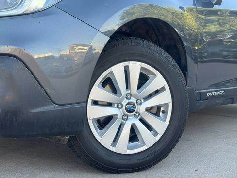 Used 2019 Subaru Outback 2.5i AWD/4WD image 53