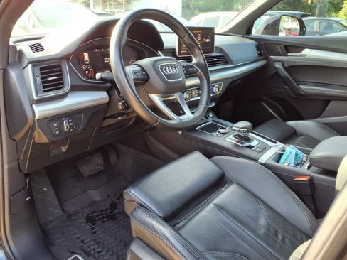 Used 2020 Audi Q5 2.0T Titanium Premium Plus w/ Premium Plus Package image 13