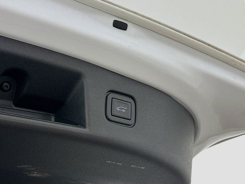 Used 2024 Chevrolet Blazer EV RS image 31