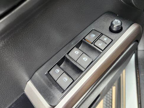 Used 2023 Toyota Tacoma SR5 image 23