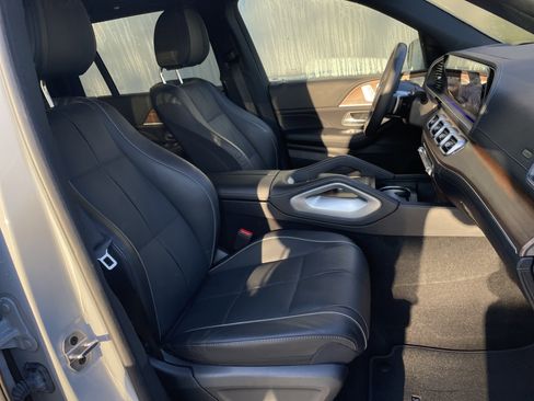 Certified 2024 Mercedes-Benz GLS 580 4MATIC image 52