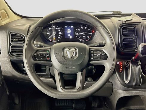 Used 2025 RAM ProMaster 2500 w/ Convenience Group FWD image 14