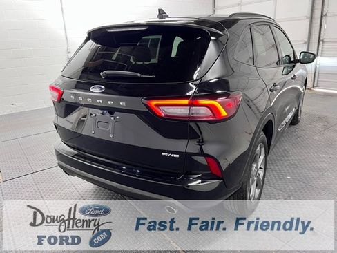 Used 2024 Ford Escape ST-Line image 7