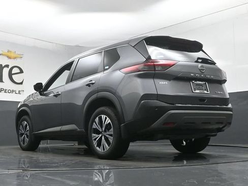 Used 2022 Nissan Rogue SV w/ SV Premium Package AWD/4WD image 5