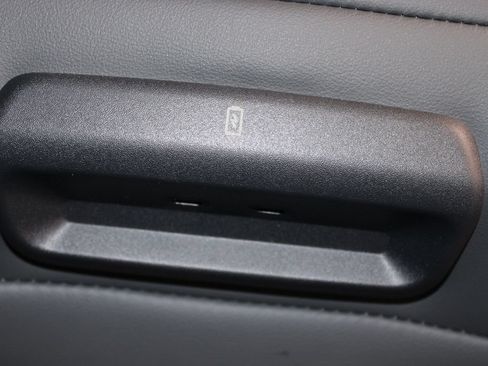 New 2026 Ford Expedition Active AWD/4WD image 34
