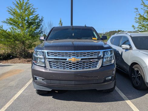Used 2016 Chevrolet Tahoe LT w/ Luxury Package image 2