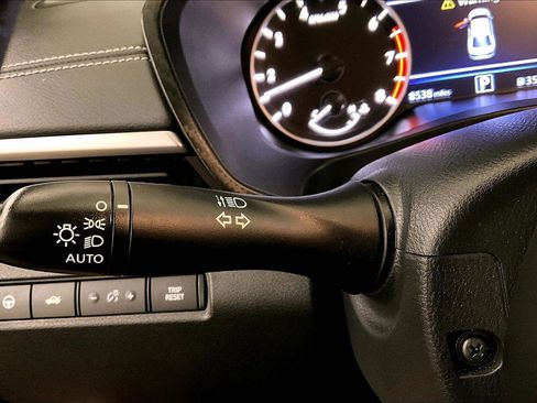 Used 2021 Nissan Altima 2.5 SV w/ SV Premium Package image 30