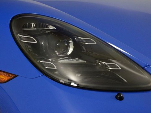 New 2025 Porsche 718 Cayman image 11