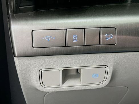 Used 2025 Hyundai Kona SEL AWD/4WD image 17