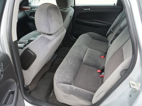 Used 2010 Chevrolet Impala LS image 14