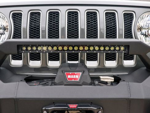 Used 2022 Jeep Wrangler Unlimited Sahara w/ Cold Weather Group AWD/4WD image 85