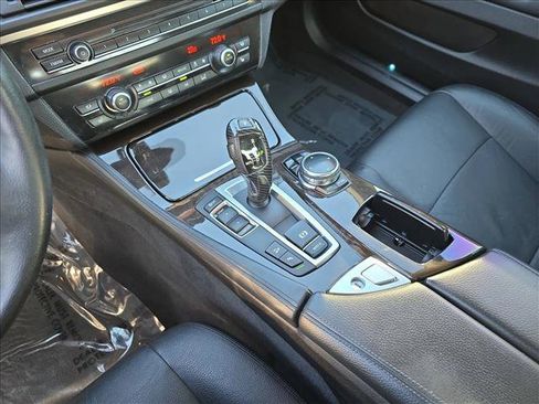 Used 2014 BMW 535i xDrive Sedan image 25