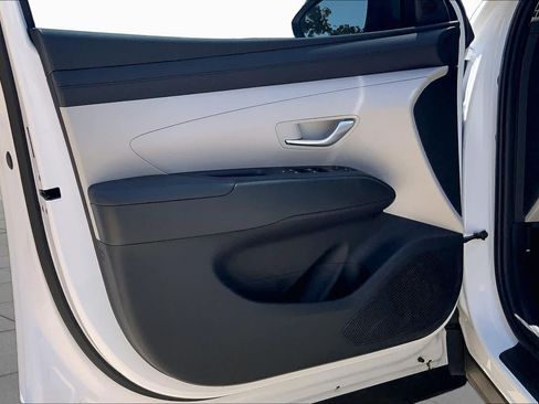Used 2025 Hyundai Tucson SEL FWD image 21