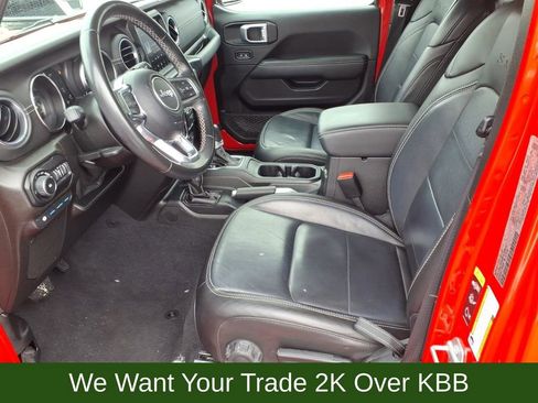 Used 2021 Jeep Wrangler Unlimited Sahara image 9