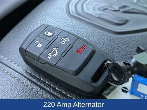 Used 2024 RAM 3500 Laramie AWD/4WD image 32