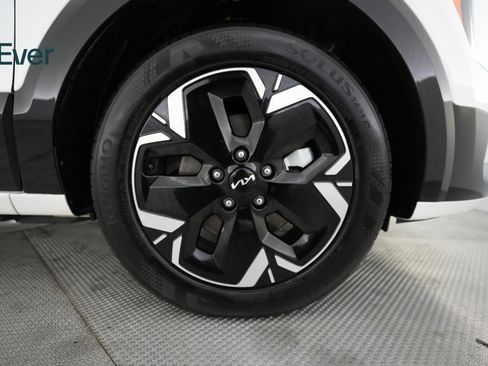 Used 2023 Kia Niro Wind image 18