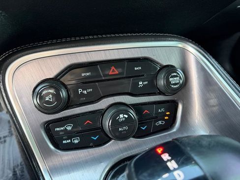 Used 2015 Dodge Challenger SXT w/ Super Sport Group (SS/T) RWD image 22