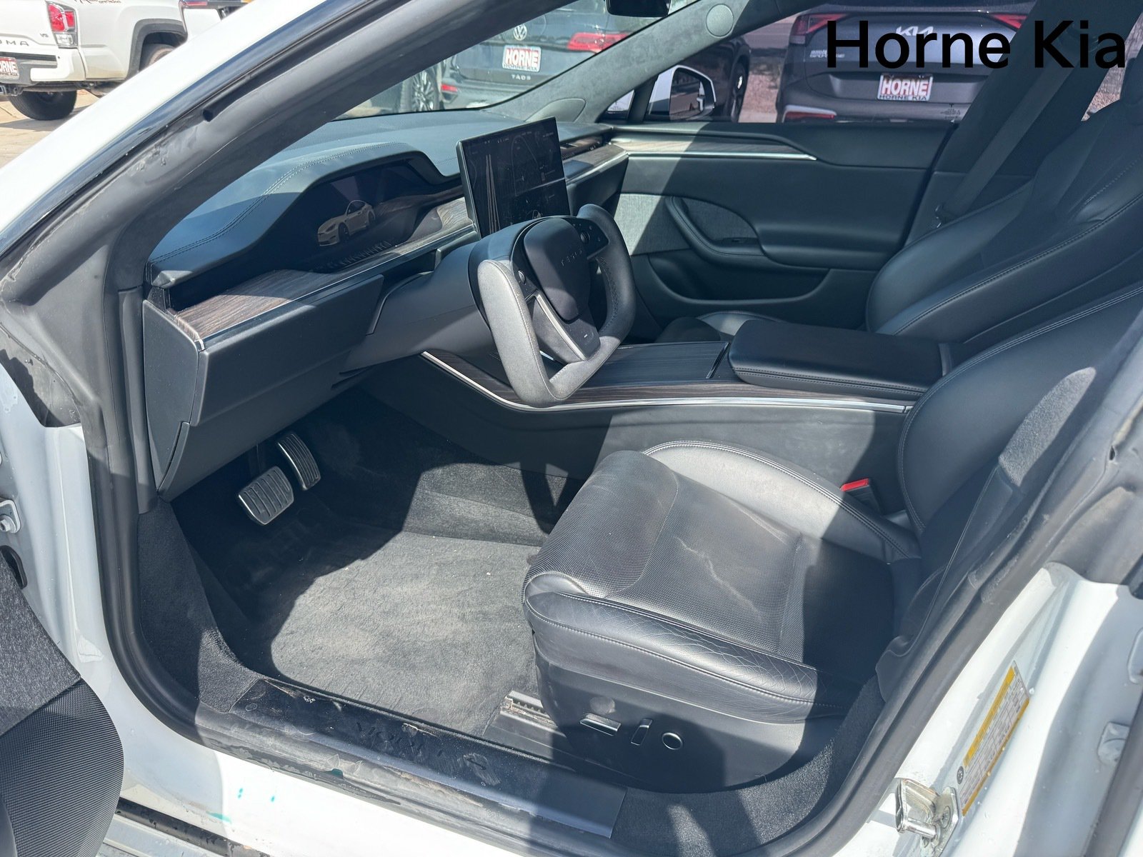 Used 2022 Tesla Model S AWD/4WD image 9