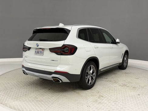 Used 2024 BMW X3 sDrive30i w/ Convenience Package RWD image 9