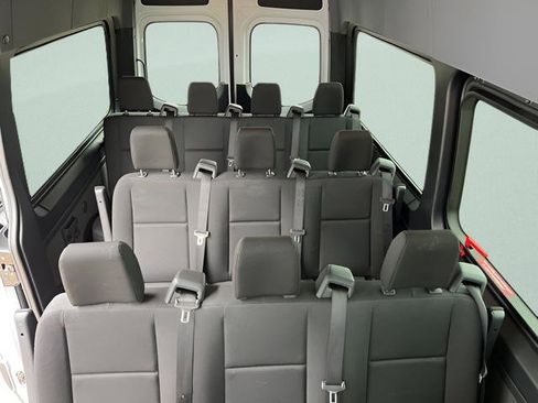 Used 2025 Mercedes-Benz Sprinter 2500 image 12