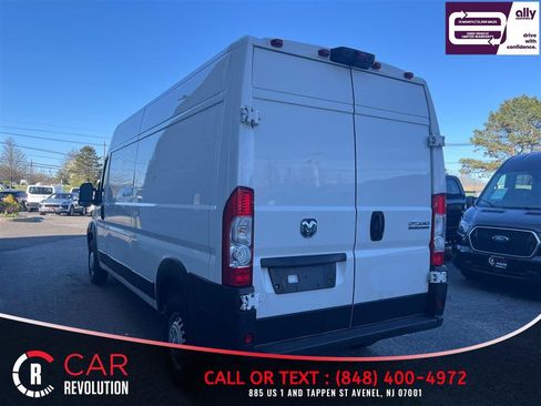 Used 2025 RAM ProMaster 2500 w/ Convenience Group FWD image 4