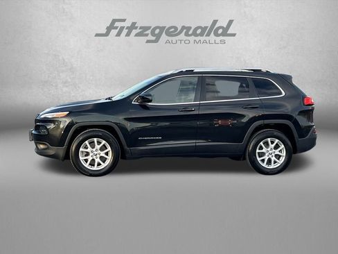 Used 2015 Jeep Cherokee Latitude image 3