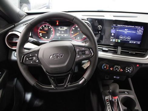 New 2026 Chevrolet Trax RS w/ Sunroof Package image 29