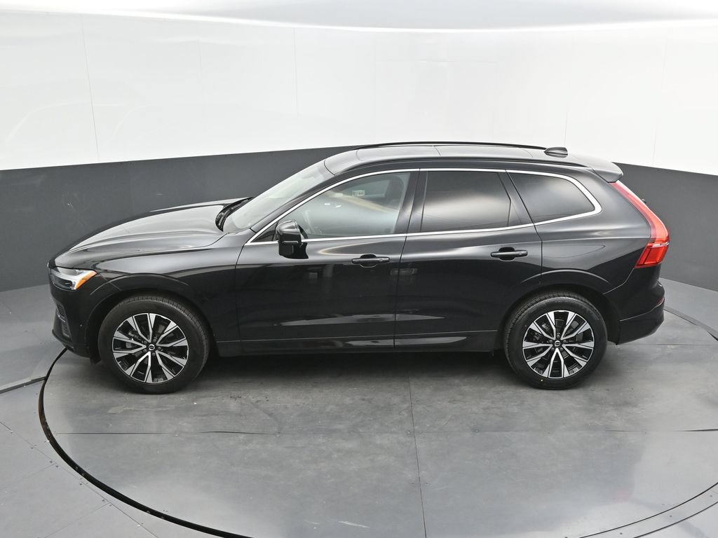 Used 2023 Volvo XC60 B5 Core w/ Climate Package FWD image 23