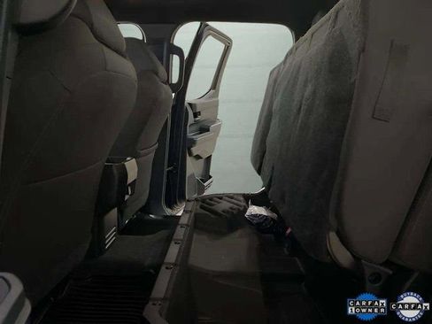 Used 2025 Toyota Tacoma SR5 image 76