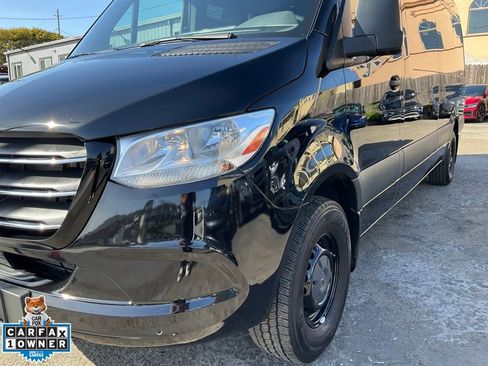 Used 2024 Mercedes-Benz Sprinter 2500 image 65