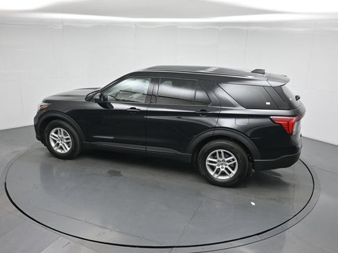 New 2026 Ford Explorer Active RWD image 40