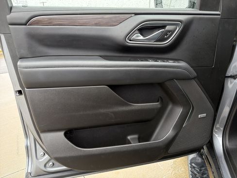 Used 2022 Chevrolet Tahoe Z71 w/ Z71 Off-Road Package image 14