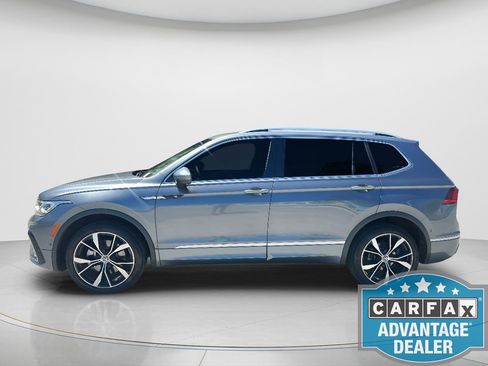 Certified 2024 Volkswagen Tiguan SEL R-Line image 2