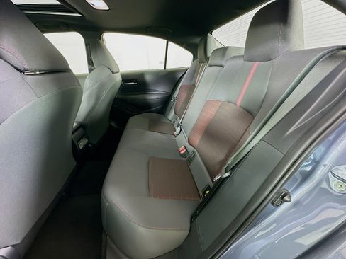 Used 2023 Toyota Corolla SE w/ SE Premium Package FWD image 29