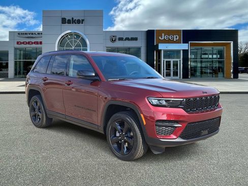 New 2025 Jeep Grand Cherokee Altitude w/ Trailer Tow Package image 1