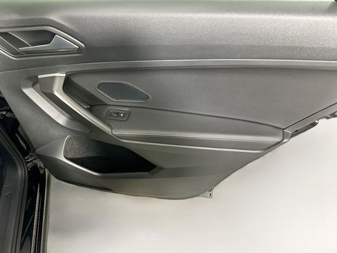 Used 2024 Volkswagen Tiguan S image 28