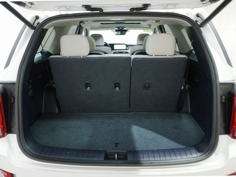 Used 2021 Hyundai Palisade Limited image 9